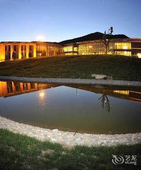 Tangyun Conference Center Hotel 3*